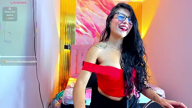 lilyan milf online show from October 13, 2025, 11:34 am
