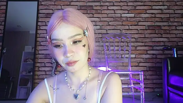 Snapshot of saya_li1 chatting on October 31, 2025, 9:11 pm saya li1 online show from October 31, 2025, 9:11 pm