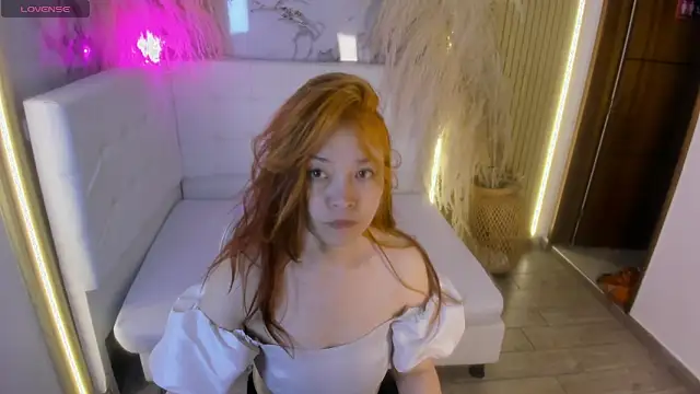 Snapshot of SweetBriana chatting on October 30, 2025, 11:41 am SweetBriana online show from October 30, 2025, 11:41 am