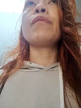 Snapshot of SweetBriana chatting on November 26, 2025, 11:43 am SweetBriana online show from November 26, 2025, 11:43 am