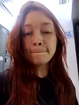 Snapshot of SweetBriana chatting on November 27, 2025, 11:32 am SweetBriana online show from November 27, 2025, 11:32 am