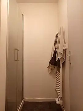  Gabriela 5Live online show from December 5, 2025, 4:38 pm