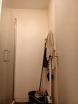  Gabriela 5Live online show from November 14, 2025, 5:38 pm