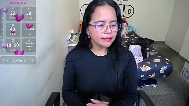 Miss  kendra  online show from January 13, 2026, 2:32 pm