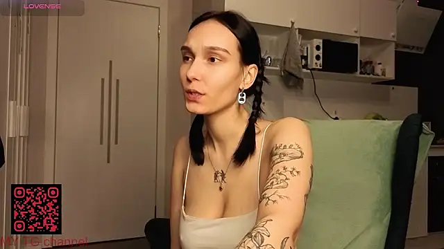 Aurisinst online show from March 10, 2026, 7:51 pm