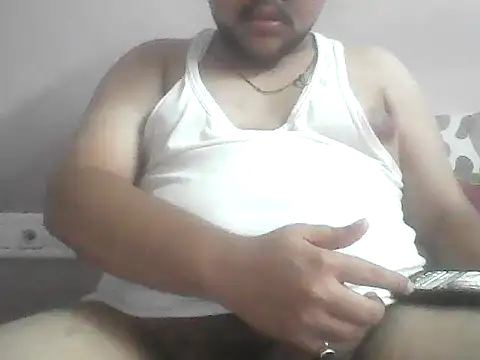 hotboy78624 online show from May 19, 2026, 11:17 am