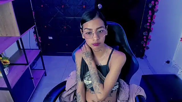 Snapshot of KarlaSlutSkinny__ chatting on July 10, 2026, 8:53 pm KarlaSlutSkinny online show from July 10, 2026, 8:53 pm