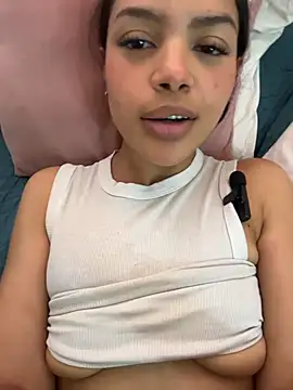 MeganHillss online show from April 4, 2026, 8:04 pm