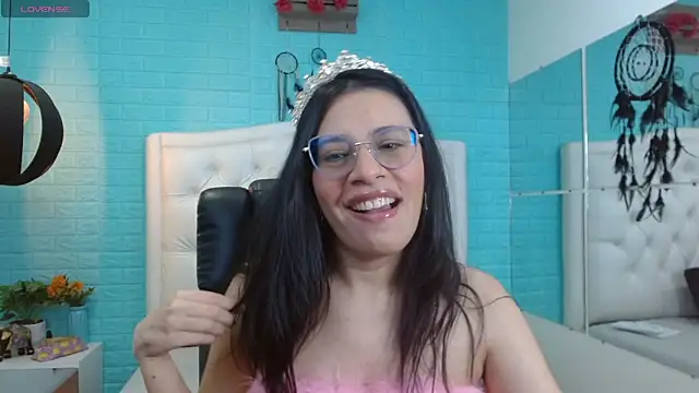 caty angel online show from October 11, 2025, 8:10 pm