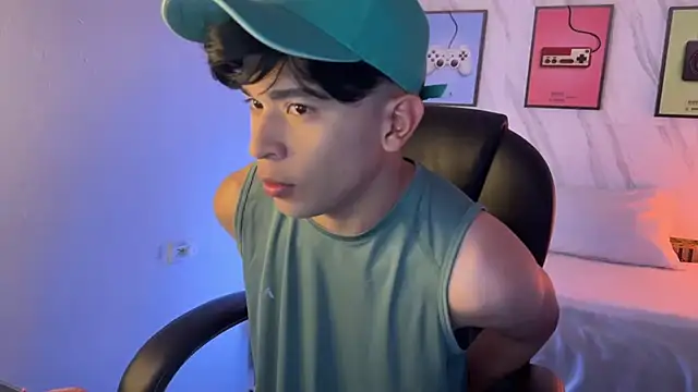 David Nova online show from November 11, 2025, 11:05 am