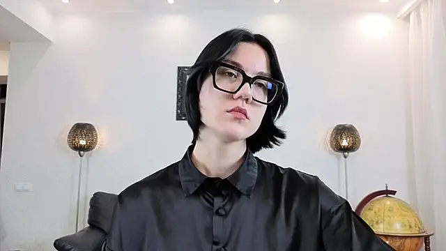 Marie Fitch online show from December 22, 2025, 11:27 pm