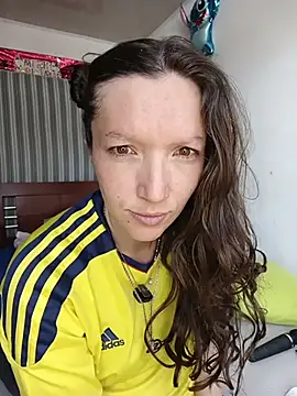 Snapshot of Lucy_colee chatting on January 9, 2026, 5:20 pm Lucy colee online show from January 9, 2026, 5:20 pm