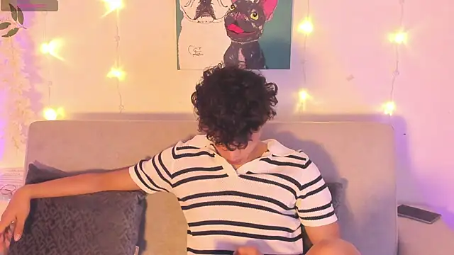 lua boy online show from April 18, 2026, 5:26 pm