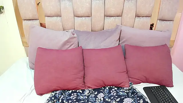 kaorybliss online show from February 11, 2026, 5:35 pm