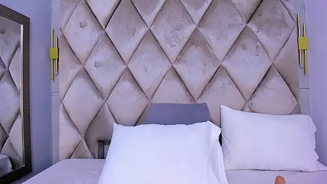 GabyParker  online show from February 23, 2026, 12:06 pm