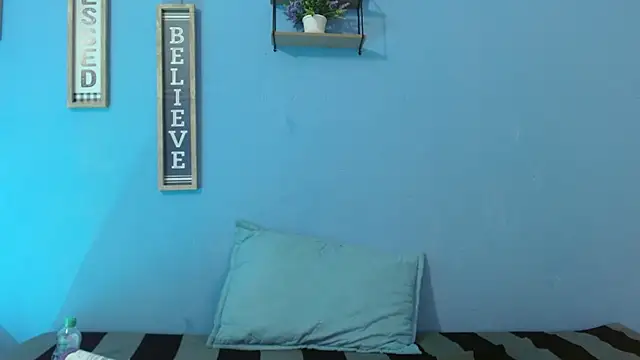 naya 10 online show from April 17, 2026, 8:33 pm