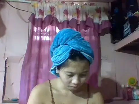 Snapshot of Baby_girl0516 chatting on October 24, 2025, 6:01 am Baby girl0516 online show from October 24, 2025, 6:01 am