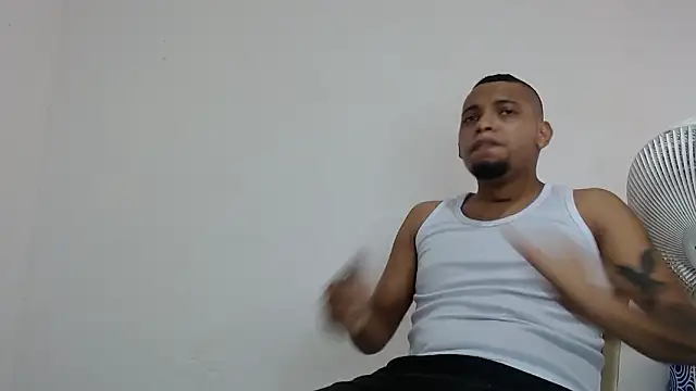 Snapshot of drako_monster chatting on February 25, 2026, 4:07 pm drako monster online show from February 25, 2026, 4:07 pm