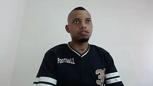 Snapshot of drako_monster chatting on January 18, 2026, 7:39 pm drako monster online show from January 18, 2026, 7:39 pm