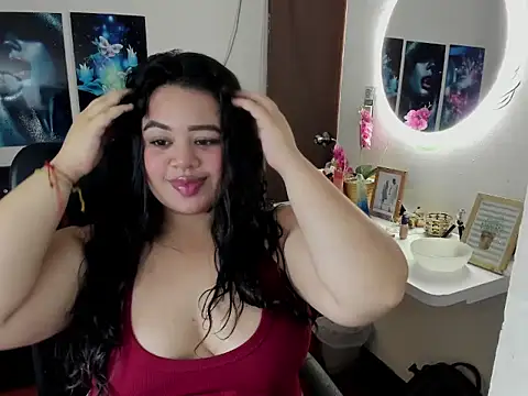 Snapshot of oliviia_cute chatting on November 12, 2025, 6:17 am oliviia cute online show from November 12, 2025, 6:17 am