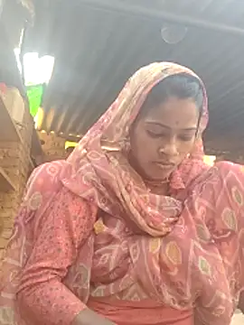 Co punam online show from April 15, 2026, 1:33 am