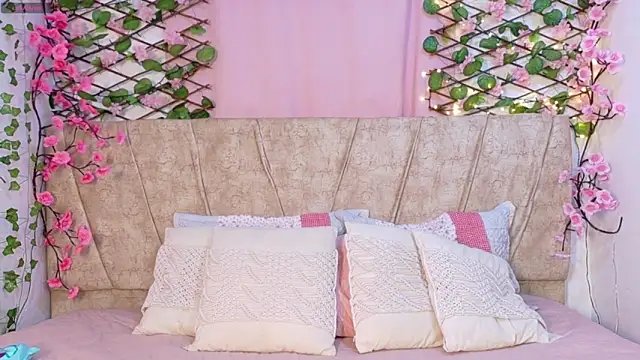 JulietaTorres  online show from January 15, 2026, 3:10 am