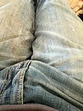 Snapshot of Beastyfuck chatting on November 11, 2025, 6:58 pm Beastyfuck online show from November 11, 2025, 6:58 pm