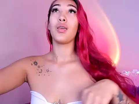 Snapshot of HeidyRousse chatting on November 8, 2025, 10:41 am HeidyRousse online show from November 8, 2025, 10:41 am