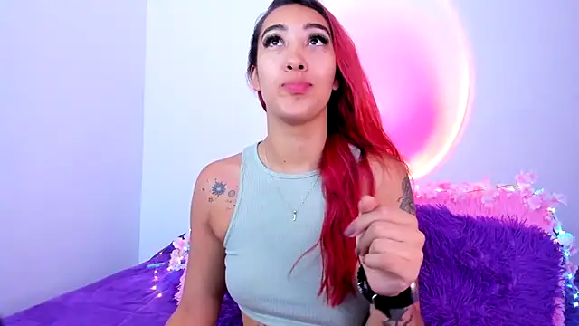 Snapshot of HeidyRousse chatting on October 29, 2025, 11:53 am HeidyRousse online show from October 29, 2025, 11:53 am