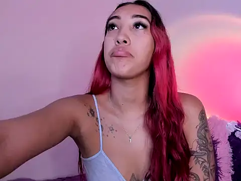 Snapshot of HeidyRousse chatting on November 13, 2025, 10:19 am HeidyRousse online show from November 13, 2025, 10:19 am