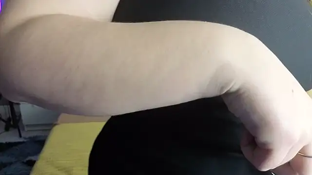 Passion-Blondy online show from April 24, 2026, 7:16 pm