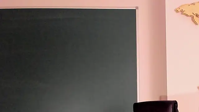 Snapshot of ClaireMathis chatting on April 12, 2026, 2:42 pm ClaireMathis online show from April 12, 2026, 2:42 pm