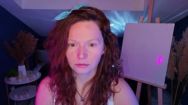 AuroraBorealis   online show from November 6, 2025, 6:28 am