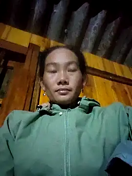 gio-thu online show from October 24, 2025, 2:16 pm