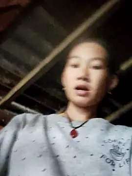 gio-thu online show from October 18, 2025, 1:07 am