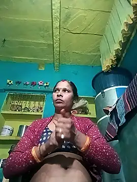 Snapshot of Rt_shreya chatting on December 15, 2025, 4:46 pm Rt shreya online show from December 15, 2025, 4:46 pm