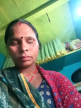 Snapshot of Rt_shreya chatting on December 3, 2025, 7:41 am Rt shreya online show from December 3, 2025, 7:41 am