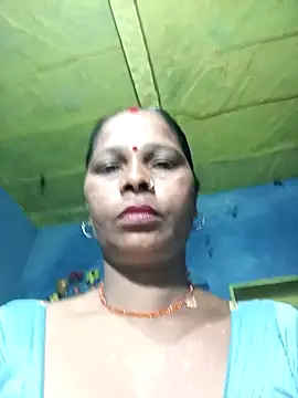 Snapshot of Rt_shreya chatting on October 12, 2025, 10:33 pm Rt shreya online show from October 12, 2025, 10:33 pm