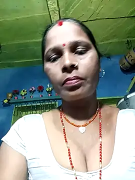 Snapshot of Rt_shreya chatting on October 10, 2025, 4:19 pm Rt shreya online show from October 10, 2025, 4:19 pm