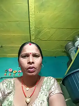 Snapshot of Rt_shreya chatting on November 12, 2025, 9:24 am Rt shreya online show from November 12, 2025, 9:24 am