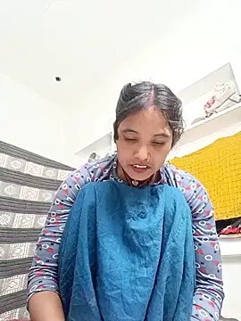 Snapshot of Cuty_tanya chatting on December 22, 2025, 6:57 am Cuty tanya online show from December 22, 2025, 6:57 am