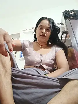 Snapshot of Cuty_tanya chatting on July 17, 2026, 5:10 pm Cuty tanya online show from July 17, 2026, 5:10 pm