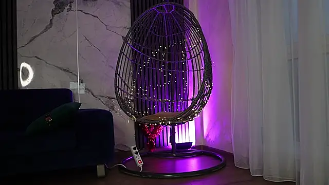 Snapshot of RachelRavee chatting on November 16, 2025, 5:12 am RachelRavee online show from November 16, 2025, 5:12 am