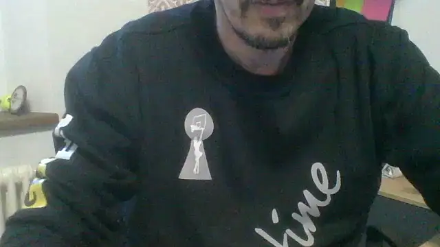 Kawayleo online show from November 5, 2025, 2:53 pm