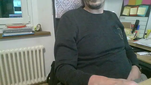 Snapshot of Kawayleo chatting on February 15, 2026, 4:06 pm Kawayleo online show from February 15, 2026, 4:06 pm