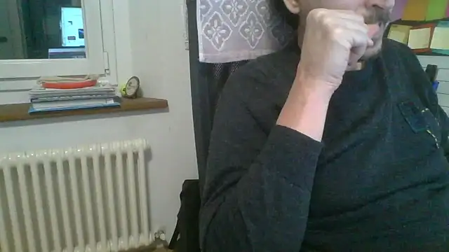 Snapshot of Kawayleo chatting on February 11, 2026, 3:56 pm Kawayleo online show from February 11, 2026, 3:56 pm