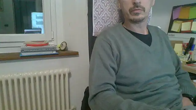 Snapshot of Kawayleo chatting on March 1, 2026, 5:02 pm Kawayleo online show from March 1, 2026, 5:02 pm