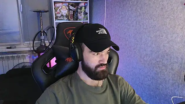 Snapshot of Nik_Namee chatting on November 9, 2025, 6:34 pm Nik Namee online show from November 9, 2025, 6:34 pm