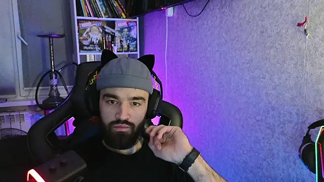 Snapshot of Nik_Namee chatting on October 21, 2025, 6:29 pm Nik Namee online show from October 21, 2025, 6:29 pm