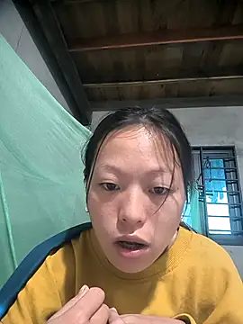 Zerin nova online show from November 3, 2025, 3:56 am